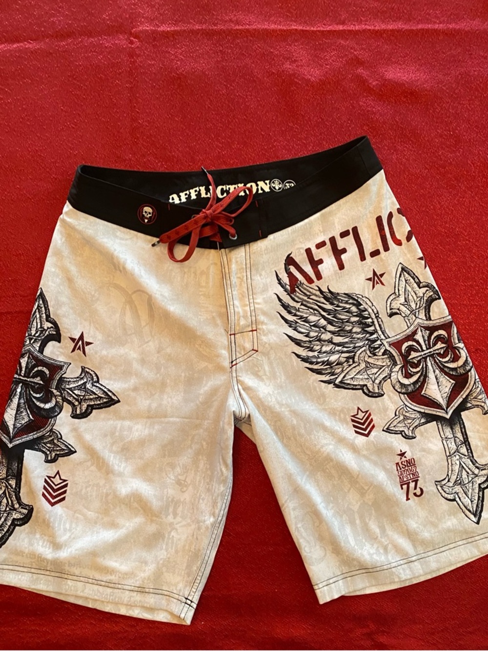 Affliction Vintage FighterXFashion White Cross  Board Shorts Men's 32